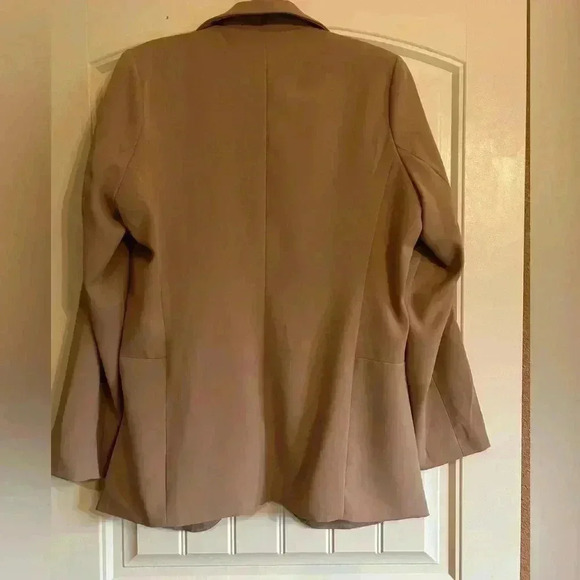 HYFVE Shawl Neck blazer in camel cream neutral fully lined size Large like new - Picture 3 of 6